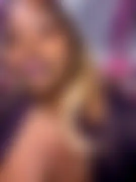 BigFineSelena's Webcam Show