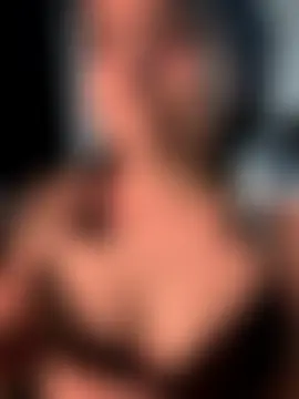 kimmiakiss22's Webcam Show