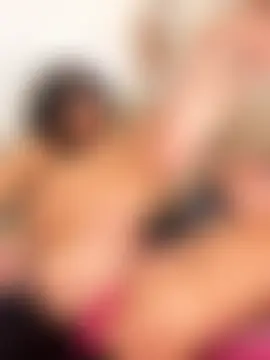 EmySkinny85's Live Sex Cam Show