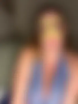 largeboobies30's Live Sex Cam Show