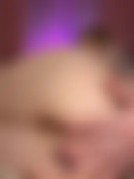 HugeBoobsAlice's Live Sex Cam Show