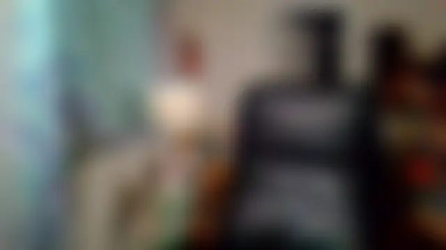 Bambieyez4's Webcam Show