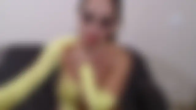 Selene-1975's Live Sex Cam Show