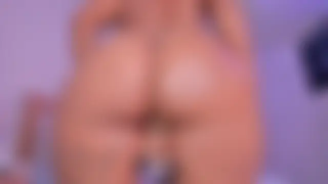 mia_hank's Webcam Show