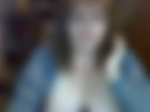 ElenaZed's Live XXX Chat