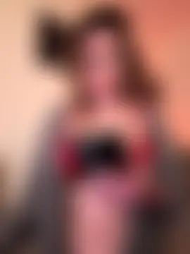 Eelleen's Live Sex Cam Show