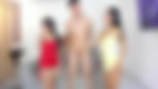 little_dolls11's Webcam Show