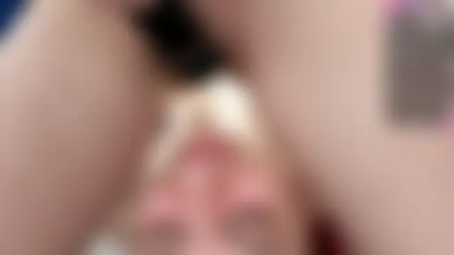 Brilliant-Kiss' Webcam Show