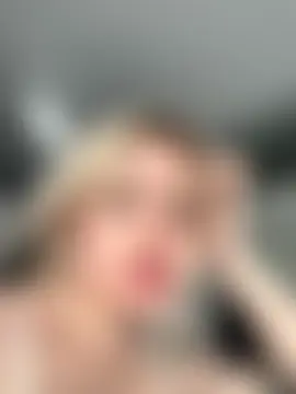 seeunexttuesday's Live Sex Cam Show