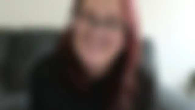 TheBustyHouseWife's Webcam Show