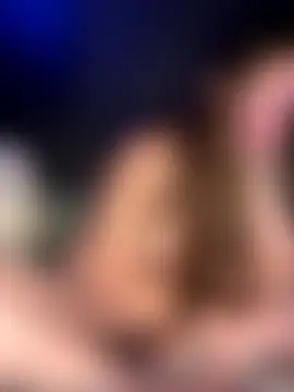 chellerayy's Webcam Show