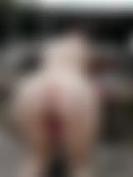 sweet_outdoor_charm's Webcam Show