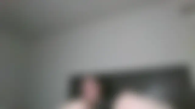 FantasyWifeBri's Webcam Show