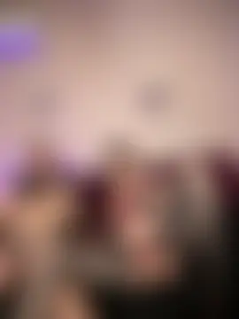 kellyvenous' Live Sex Cam Show