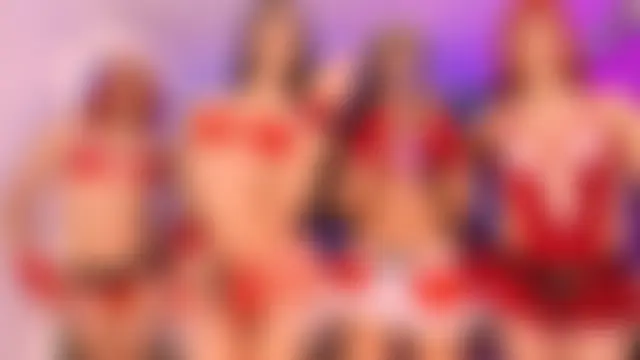 Nicol_ofi24's Webcam Show