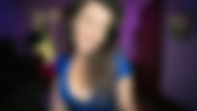 GennaJames' Webcam Show