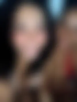 CurlyBitch's Webcam Show