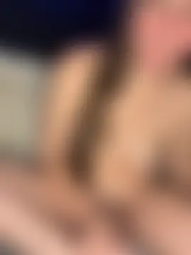 chellerayy's Webcam Show