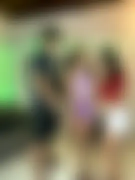 royalgirls_x's Live Sex Cam Show