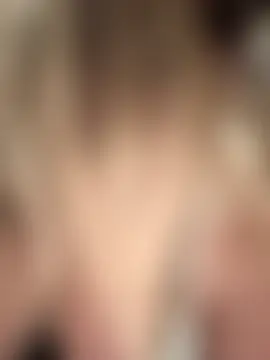 Allicjja's Live Sex Cam Show