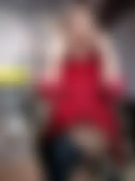 _AliceWine_'s Live Sex Cam Show