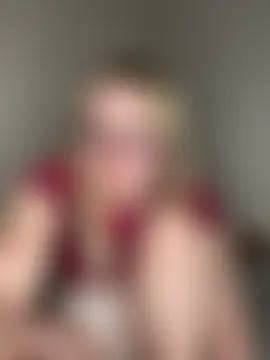 xoxokayy18's Webcam Show