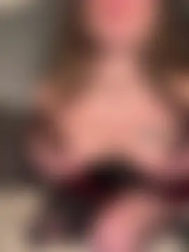 greedybratt's Live Sex Cam Show