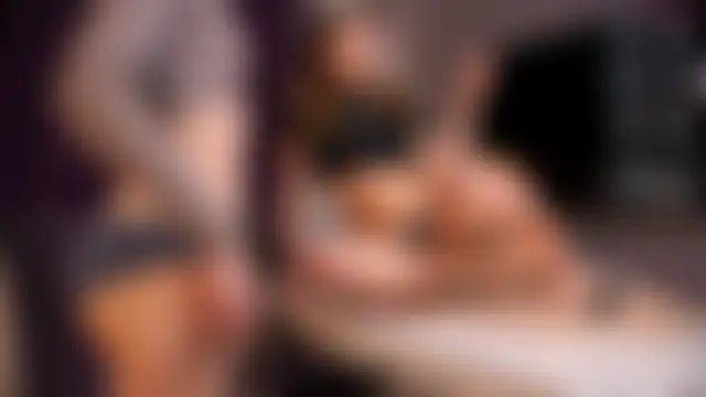 SusyGlines' Webcam Show