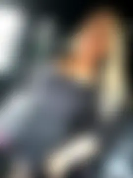 Bustyblondebabe32's Live Sex Cam Show