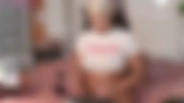 MilaTeenX's Webcam Show