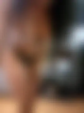 Caramel_Lights' Live Sex Cam Show