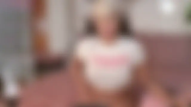 MilaTeenX's Webcam Show