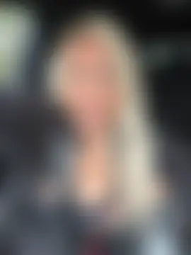 Bustyblondebabe32's Live Sex Cam Show