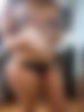 Caramel_Lights' Live Sex Cam Show