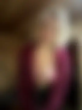 Elle_Milfa's Live Sex Cam Show