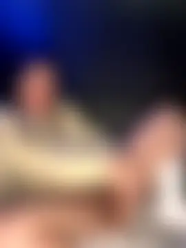 chellerayy's Webcam Show