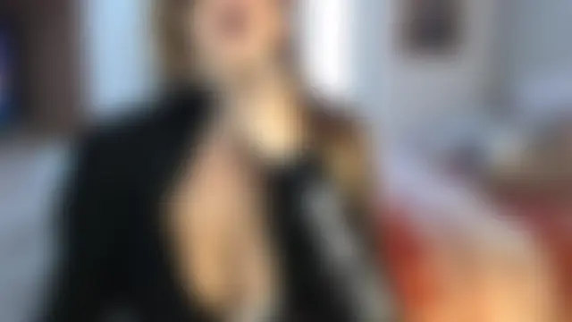 lulu_italy's Live Sex Cam Show