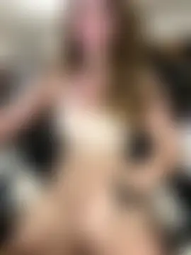 didihairypussy's Webcam Show