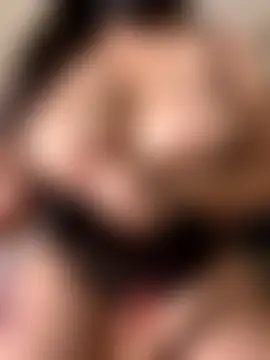 Play_with_Farouha's Live Sex Cam Show