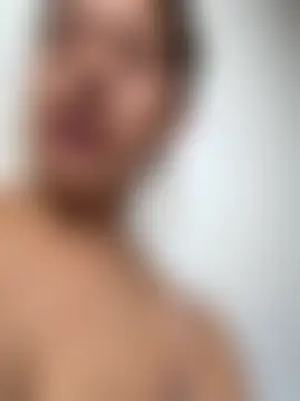 Enyeld_ruru's Webcam Show