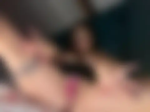 Velvetwitch87's Live Sex Cam Show