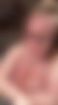 chloetarducci's Live Sex Cam Show