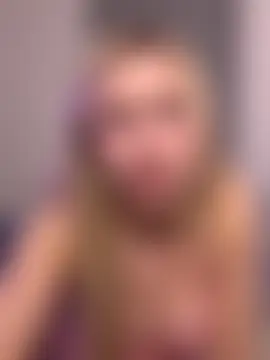 SexySaraxxoo's Live Sex Cam Show