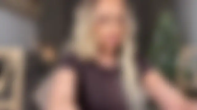 Julia_RL's Live Sex Cam Show