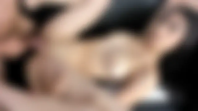 Soffy_sexzone18's Webcam Show