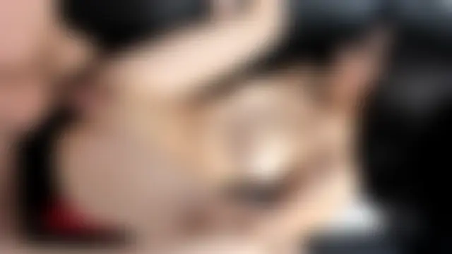 Soffy_sexzone18's Webcam Show