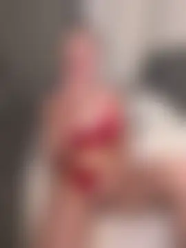 SexySaraxxoo's Live Sex Cam Show