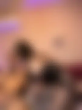 kellyvenous' Live Sex Cam Show