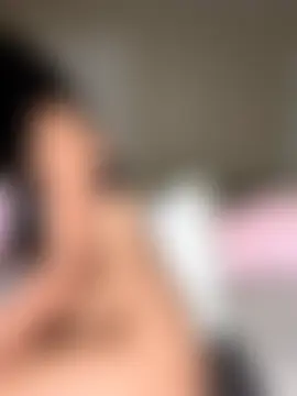 Kiki_hammyy's Webcam Show