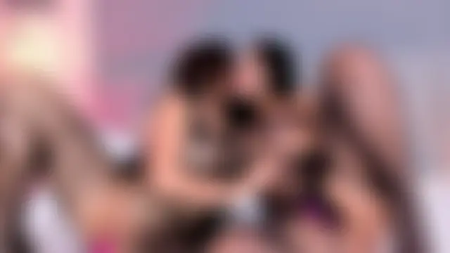 emperatriz_reyes' Webcam Show